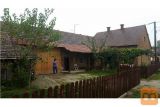 Starejša Obnovljena Hiša Ob Glavni Cesti