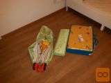 PRODAM PRENOSNO POSTELJICO IN JOGI OZIROMA PENO