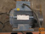 motor za mešalec betona 220 V
