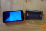 poškodovan sony xperia e4g s skoraj novo baterijo