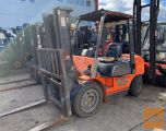 Viličar, Toyota CDCP 30, dizel, čelni (int. 451)