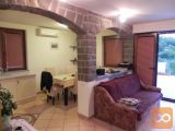 Izola Šared (okolica), 5 km od morja 3-sobno 283 m2
