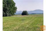EKSKLUZIVNO!!! KRASNO STAVBNO ZEMLJIŠČE