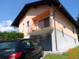 Spielfeld Samostojna 140 m2