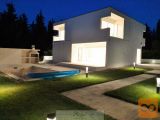 Preko Ugljan Samostojna 250 m2