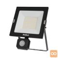 50W zunanji LED reflektor črn 4000K IP44 s senzorjem gibanja