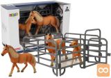 Set figuric konji na kmetiji